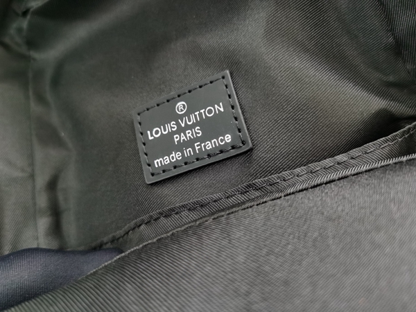 ルイヴィトンバッグ着用イメージ